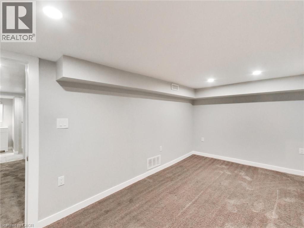 229 Parkdale Avenue N, Hamilton, Ontario  L8H 5X4 - Photo 30 - 40837485