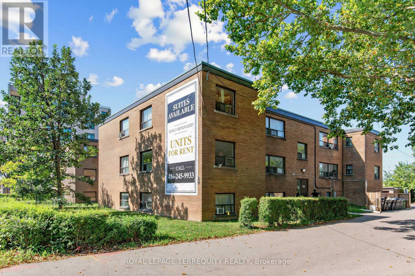 3 - 2550 KEELE STREET, Toronto, Ontario