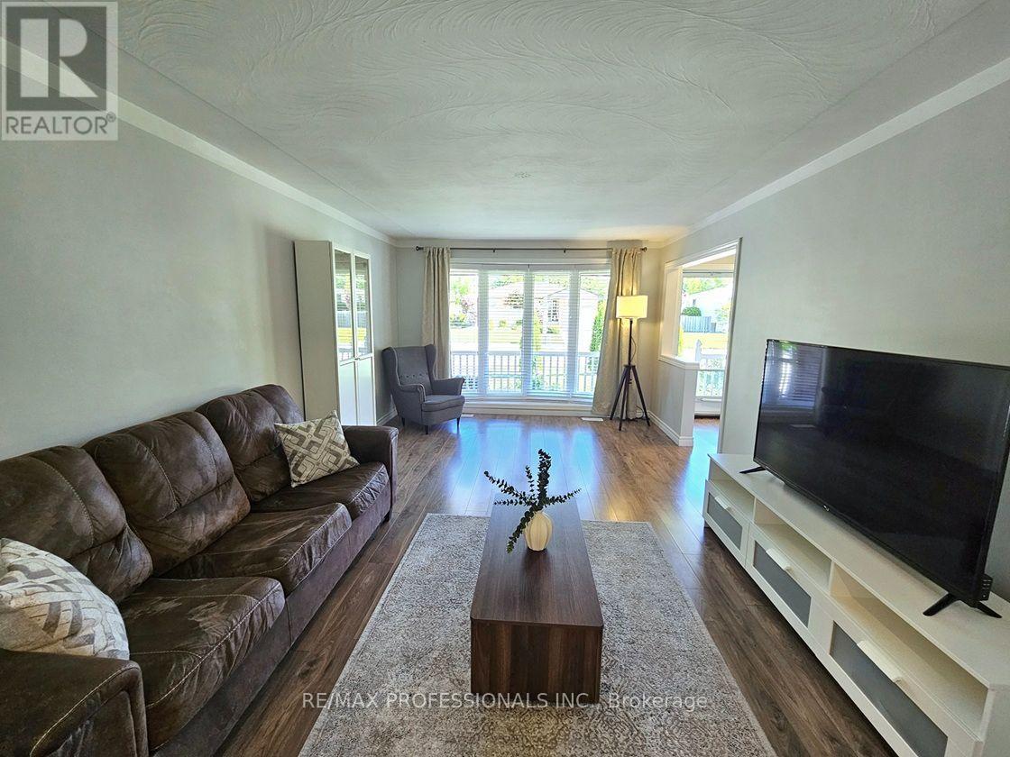 7 Berko Avenue, Hamilton, Ontario  L8V 2P8 - Photo 9 - X13665572