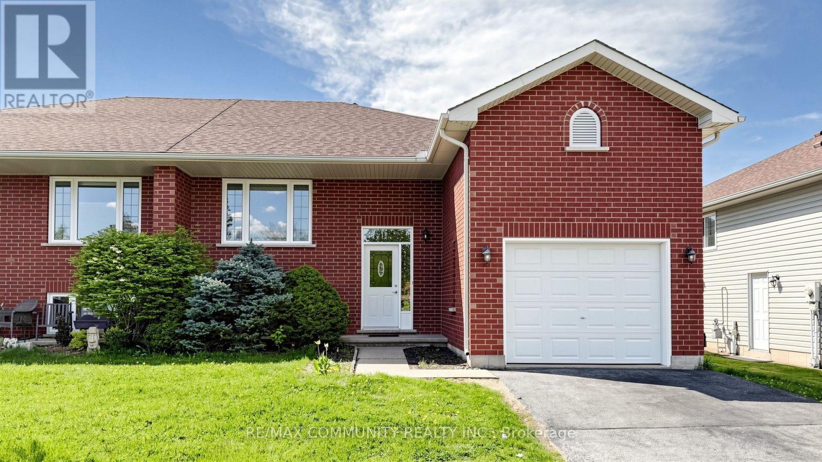 20 LANDON AVENUE, Norfolk, Ontario