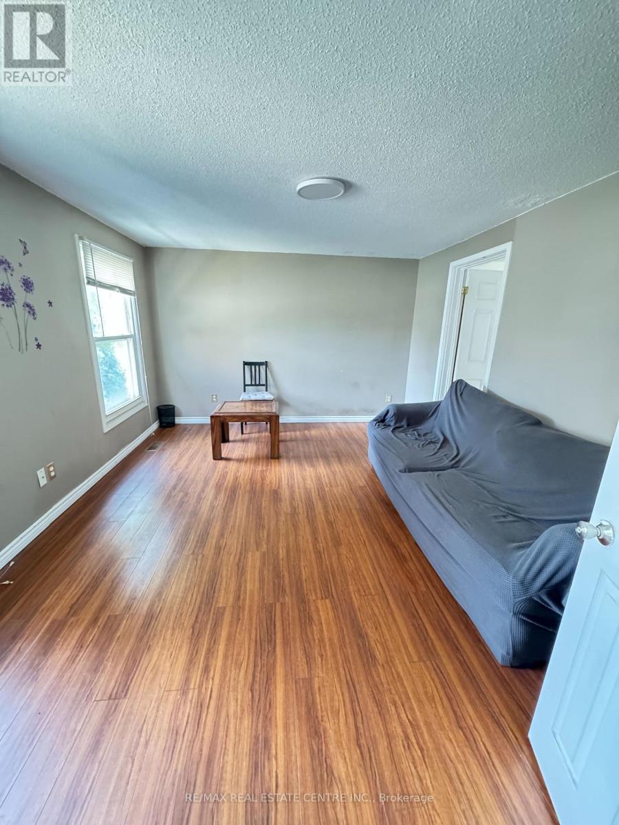 129 Kortright Road W, Guelph, Ontario  N1G 3N9 - Photo 2 - X13665604
