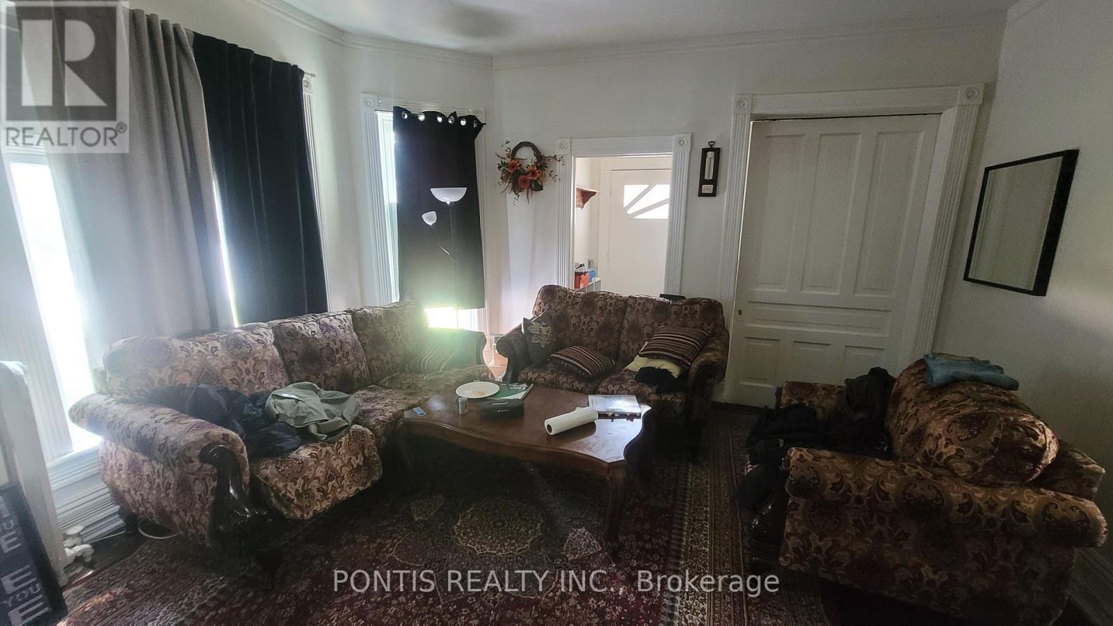First Floor - 452 Confederation Street, Sarnia, Ontario N7T 3G8 - Photo 2 - X13665614