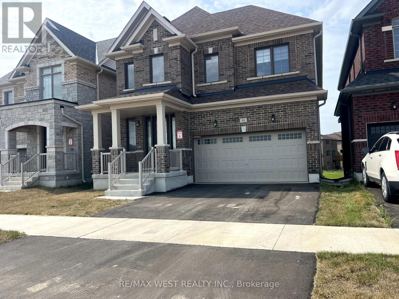 88 STRICKLAND AVENUE, Brantford, Ontario