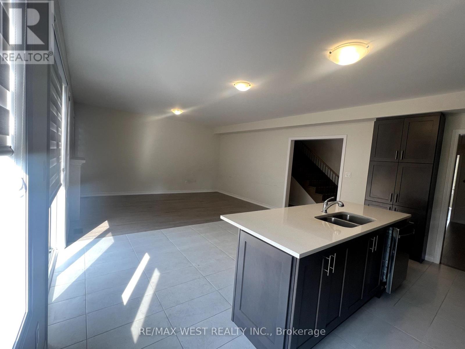 88 Strickland Avenue, Brantford, Ontario  N3T 0X7 - Photo 5 - X13665630