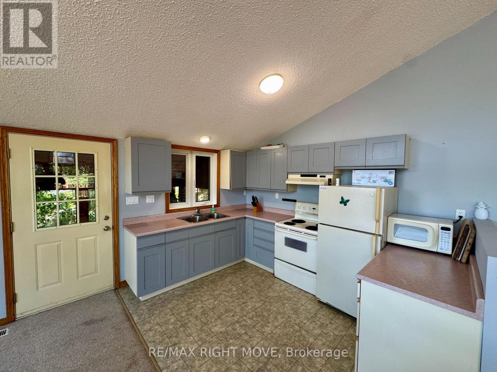 3140 Island 1810, Georgian Bay, Ontario  P0E 1E0 - Photo 21 - X13665660