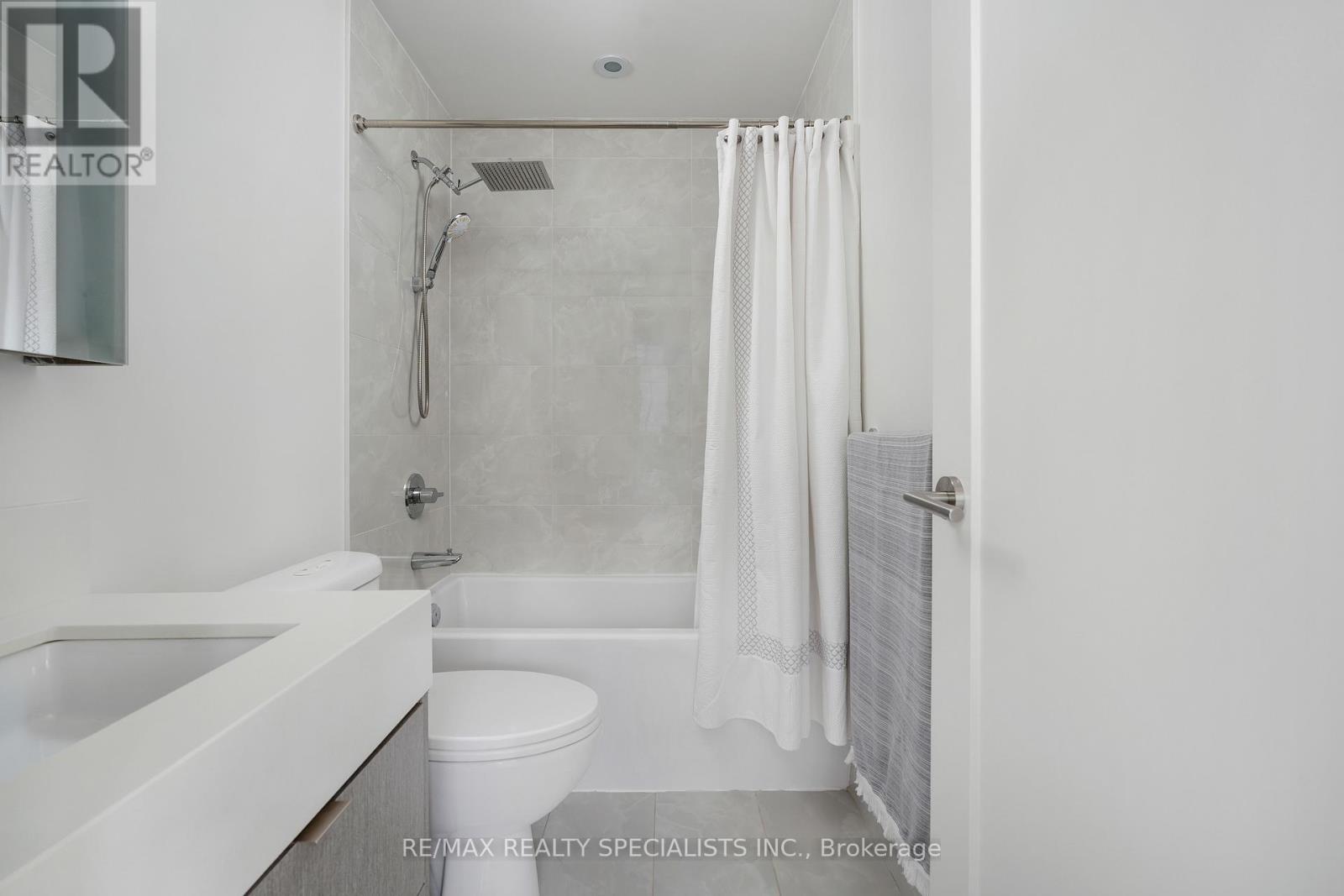 4303 - 10 York Street, Toronto, Ontario  M5J 0E1 - Photo 18 - C13018198