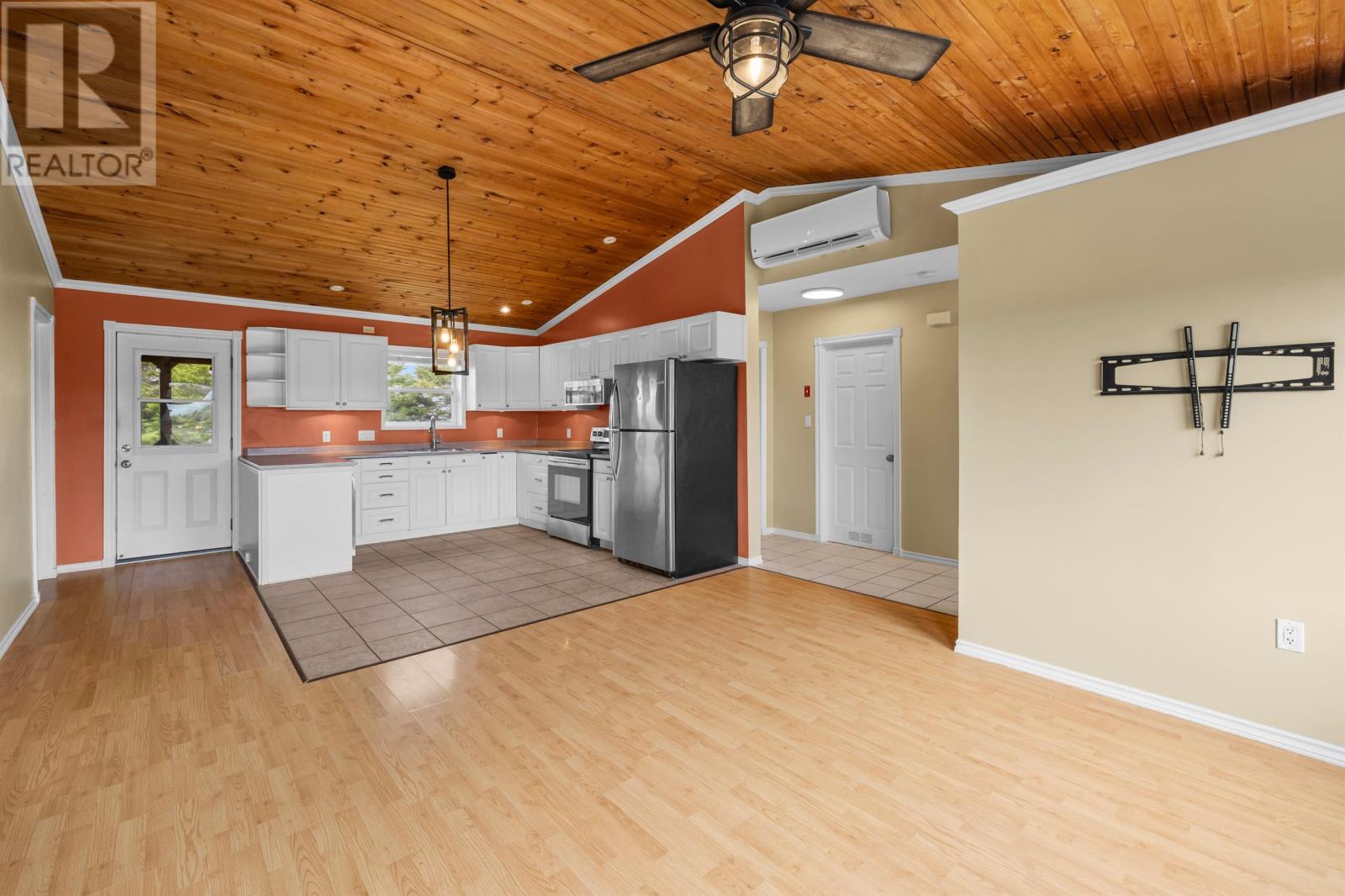 14 Krystal Road, Glenfinnan, Prince Edward Island  C1A 9J2 - Photo 10 - 202620351