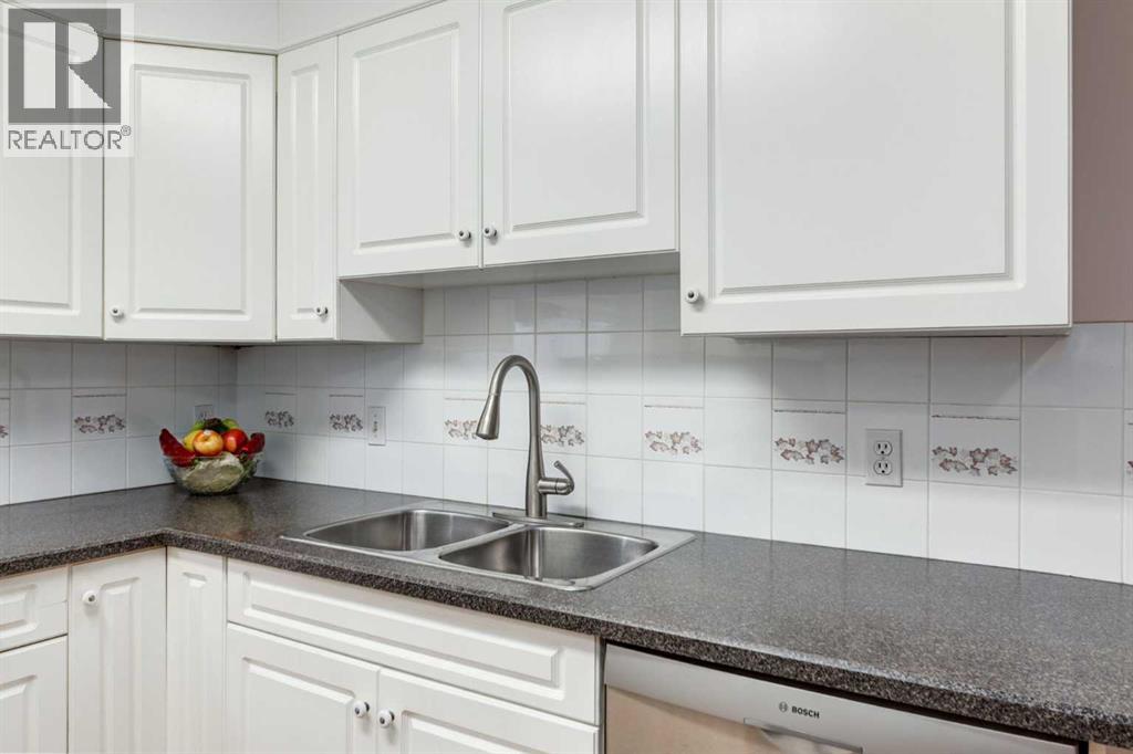 118, 20 Sierra Morena Mews SW, Calgary, Alberta  T3H 3K6 - Photo 7 - A2316285