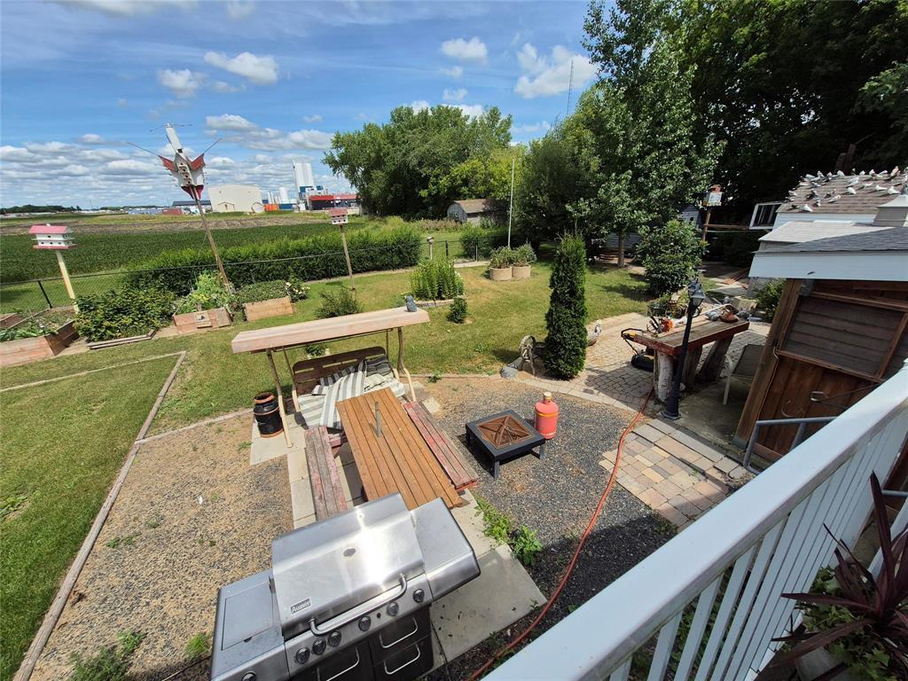25 Crown Valley Road W, New Bothwell, Manitoba  R0A 1C0 - Photo 16 - 202620128