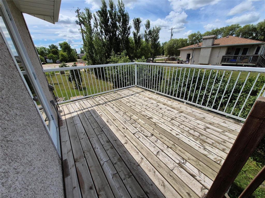 25 Crown Valley Road W, New Bothwell, Manitoba  R0A 1C0 - Photo 18 - 202620128