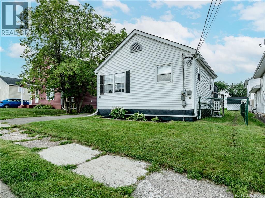 178 Churchill, Moncton, New Brunswick  E1C 7J4 - Photo 21 - NB145813