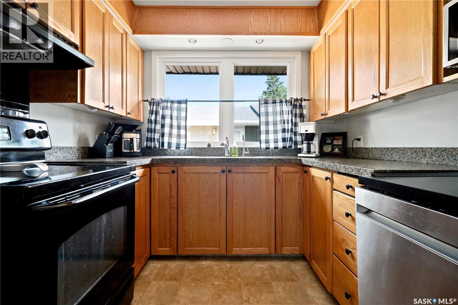 323 Toronto Street N, Regina, Saskatchewan  S4R 2T7 - Photo 11 - SK045183
