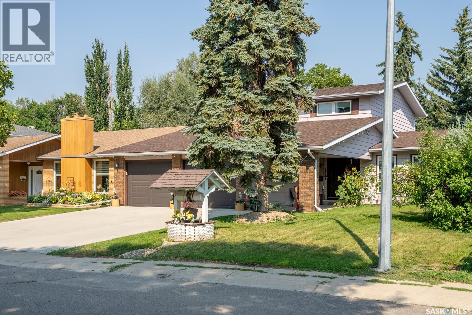 127 Rogers Road, Regina, Saskatchewan  S4S 6T7 - Photo 3 - SK045085