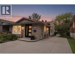 374 BRIGADOON Drive, Hamilton, Ontario