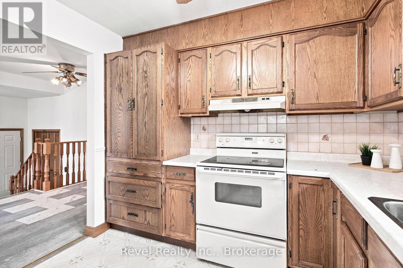43 Wilson Avenue, Kawartha Lakes, Ontario  K9V 5S3 - Photo 16 - X13665946