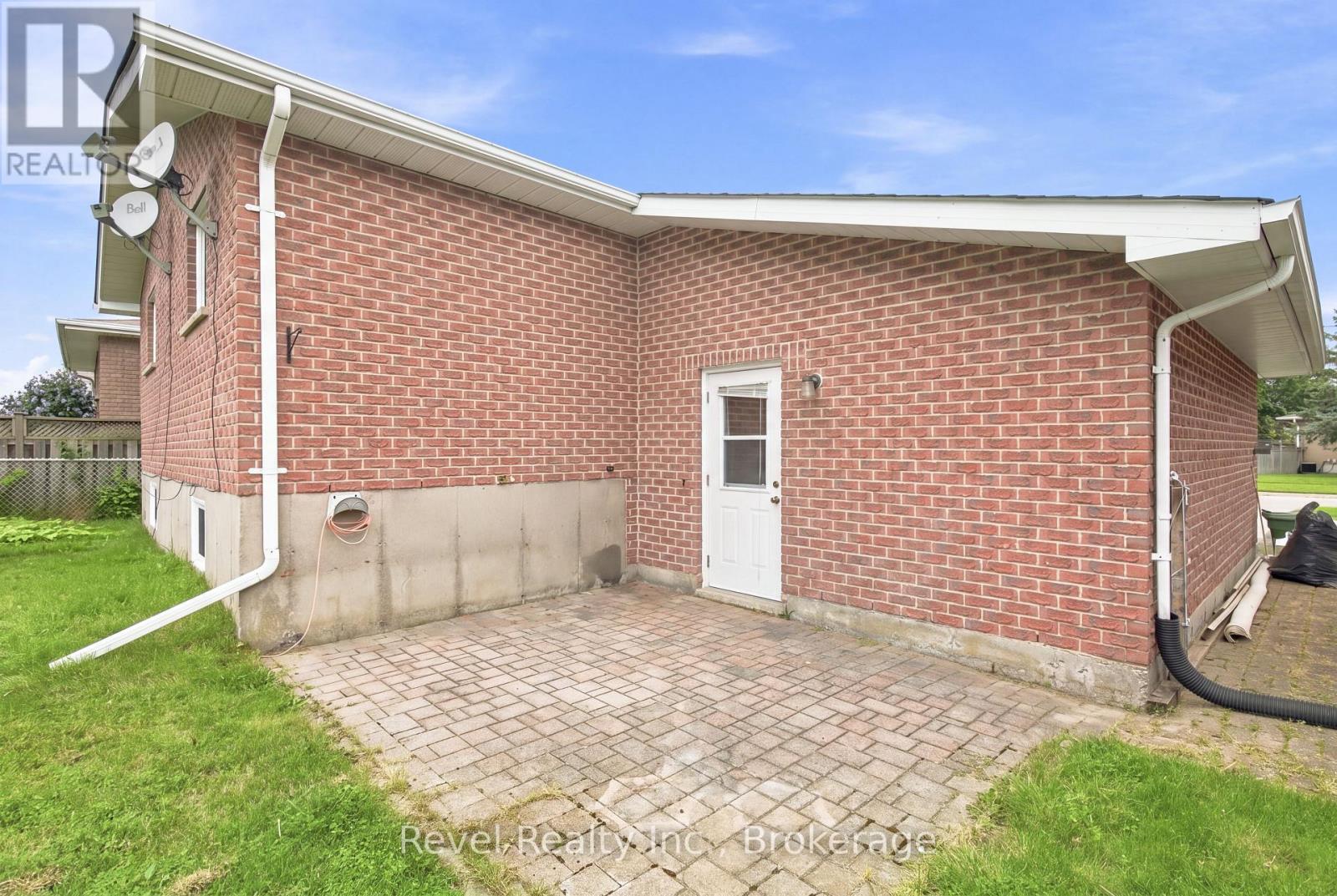 43 Wilson Avenue, Kawartha Lakes, Ontario  K9V 5S3 - Photo 35 - X13665946