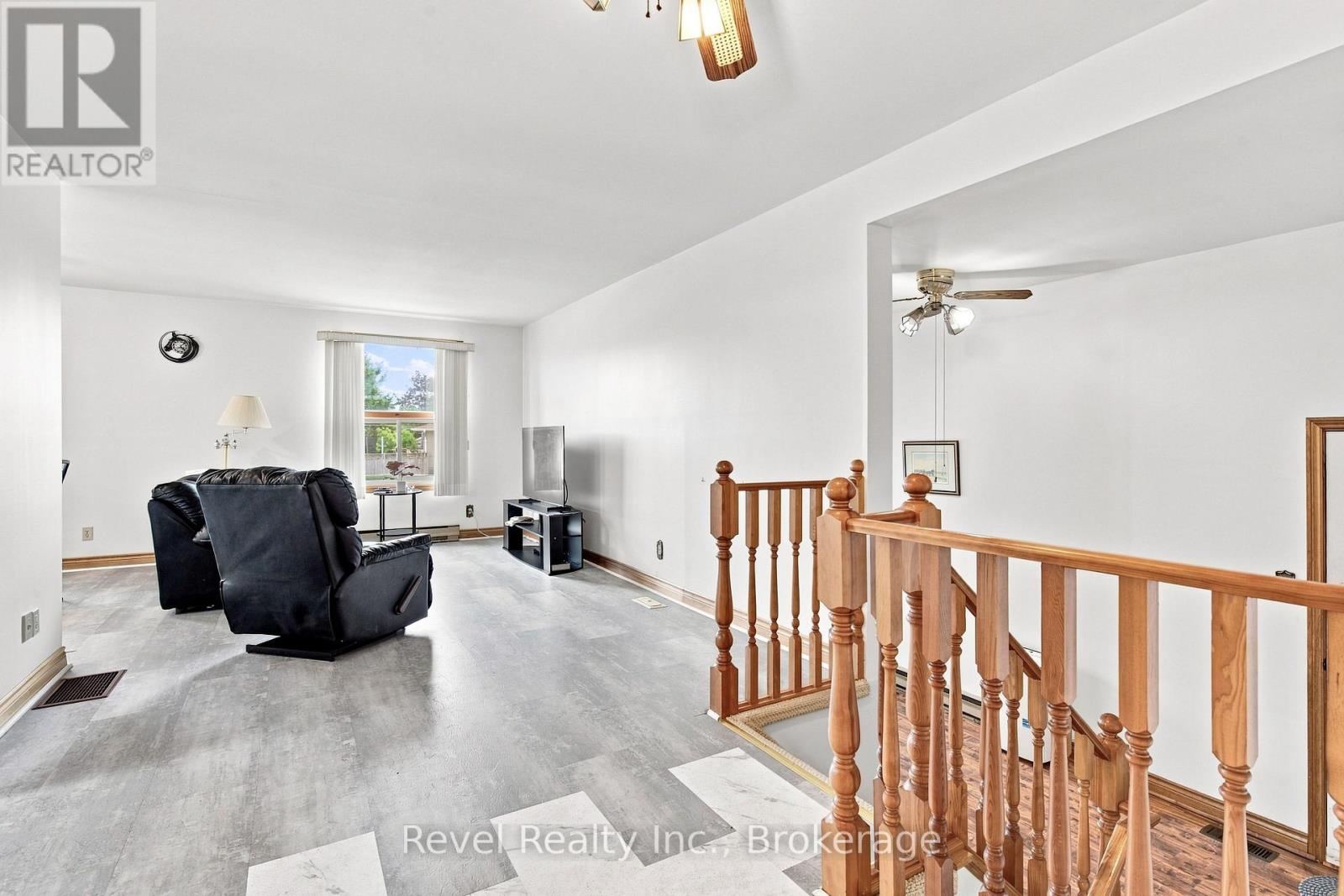43 Wilson Avenue, Kawartha Lakes, Ontario  K9V 5S3 - Photo 6 - X13665946