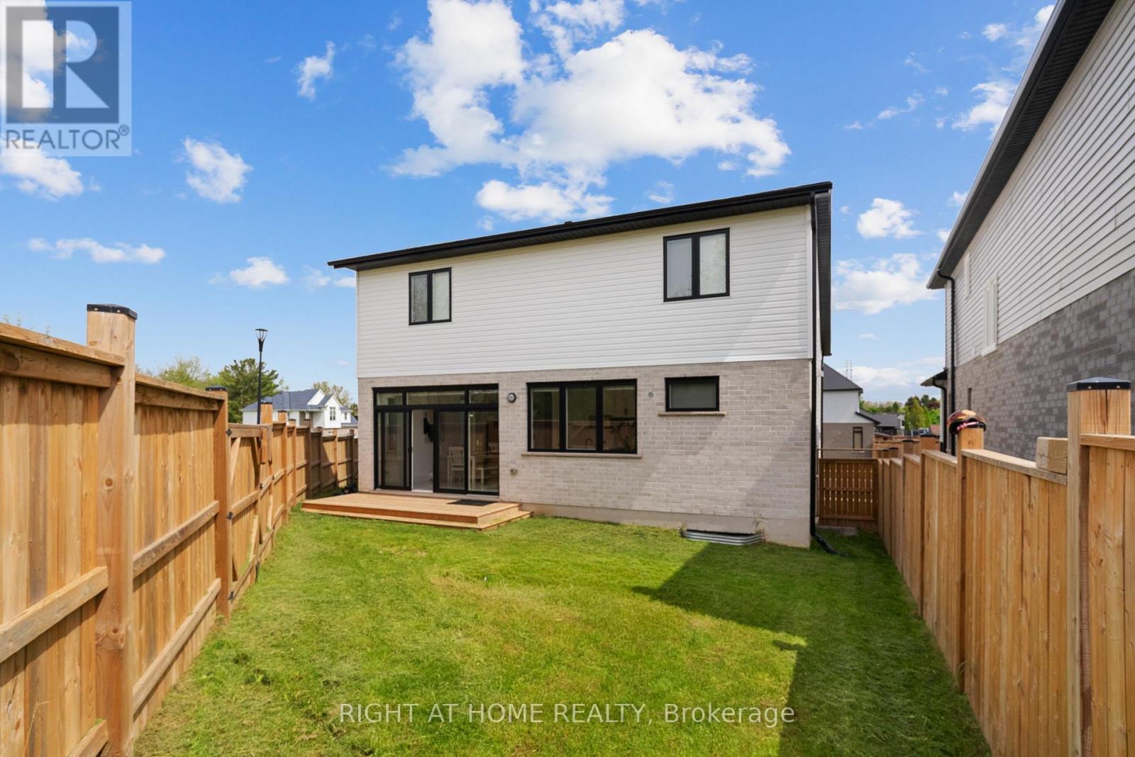 2705 Oriole Drive, London South, Ontario N6M 0G6 - Photo 43 - X13665822