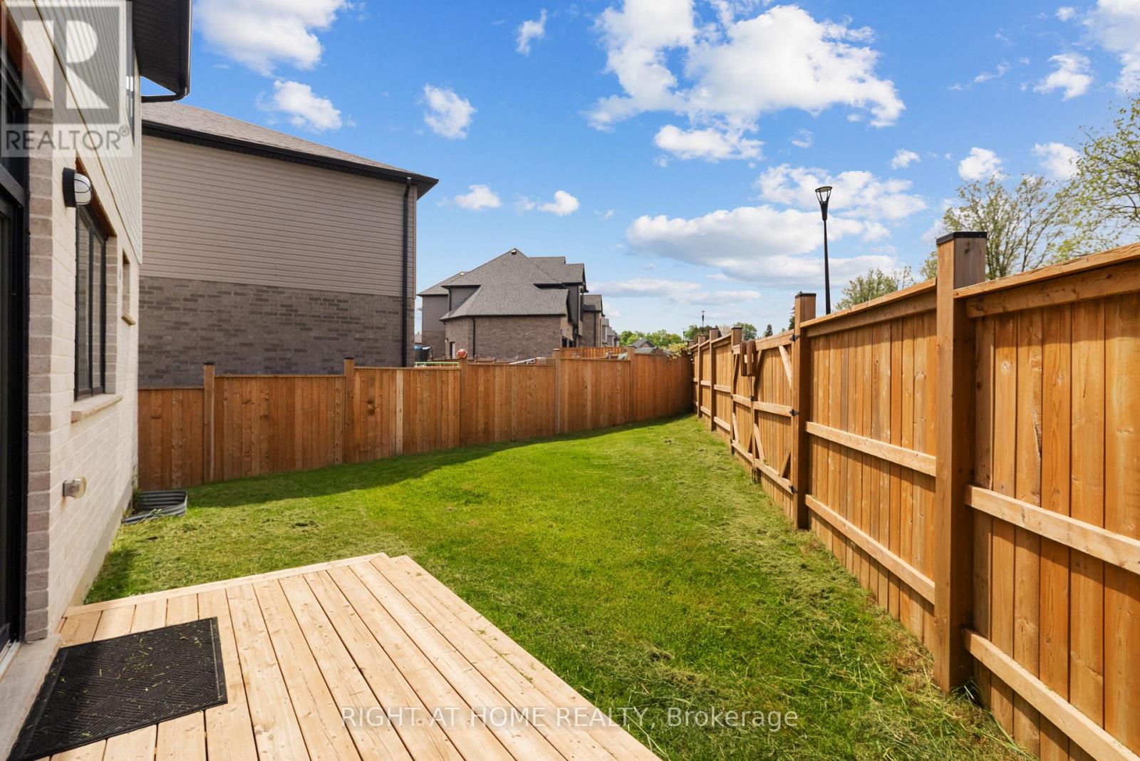 2705 Oriole Drive, London South, Ontario N6M 0G6 - Photo 44 - X13665822