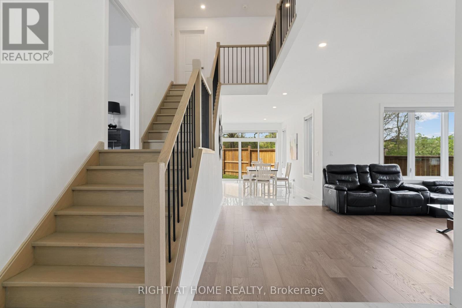 2705 Oriole Drive, London South, Ontario N6M 0G6 - Photo 5 - X13665822