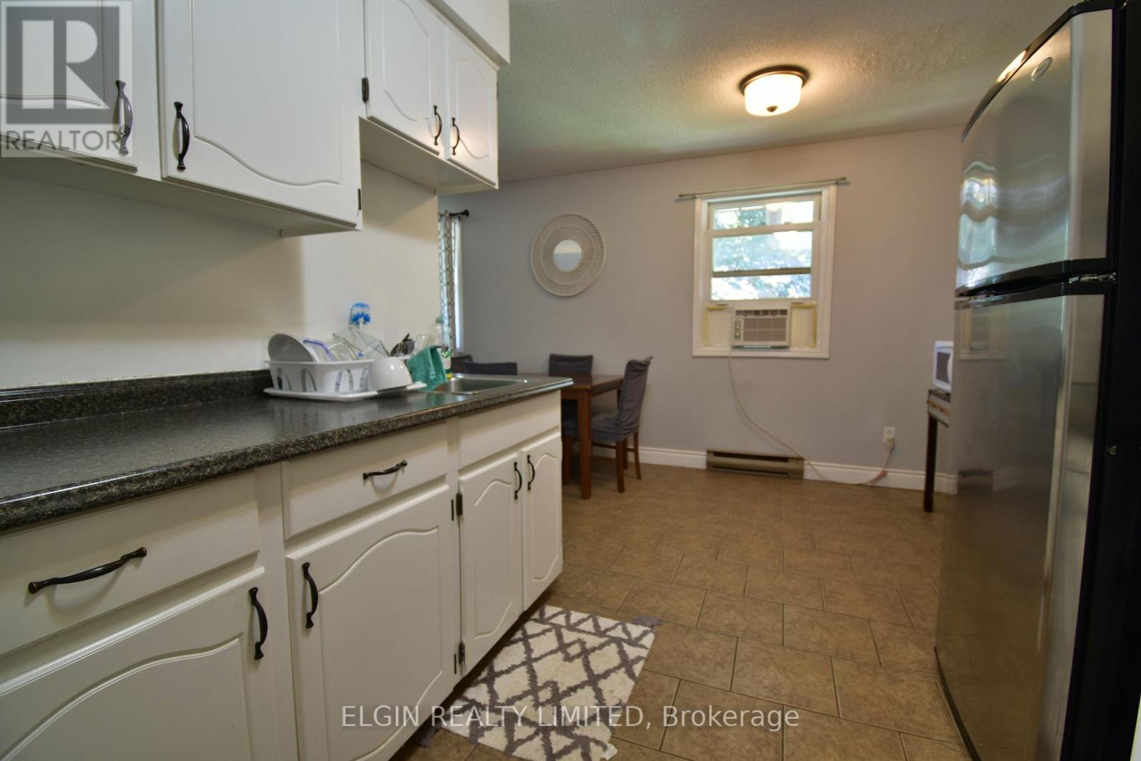 20 Tecumseh Street, St. Thomas, Ontario  N5P 2E1 - Photo 8 - X13665856