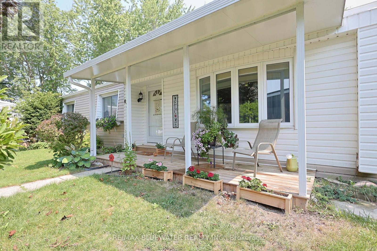 43 St Andrews Place, South Huron, Ontario  N0M 1T0 - Photo 10 - X13665860