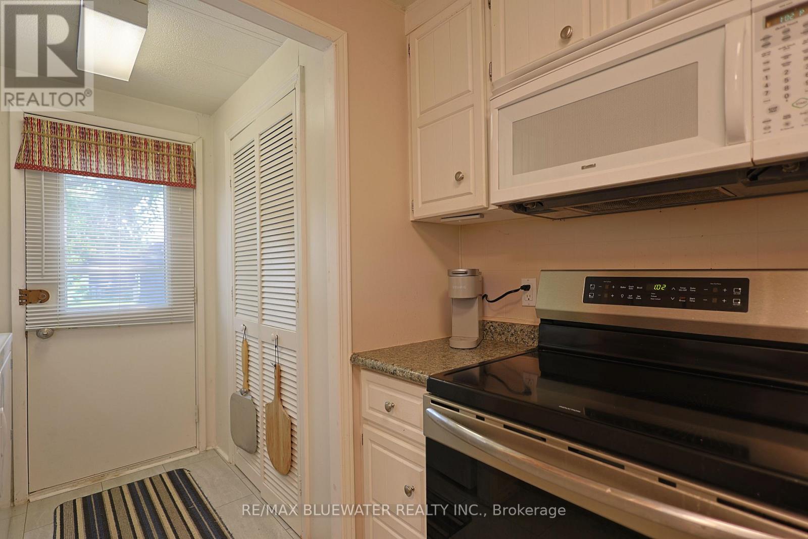 43 St Andrews Place, South Huron, Ontario  N0M 1T0 - Photo 20 - X13665860