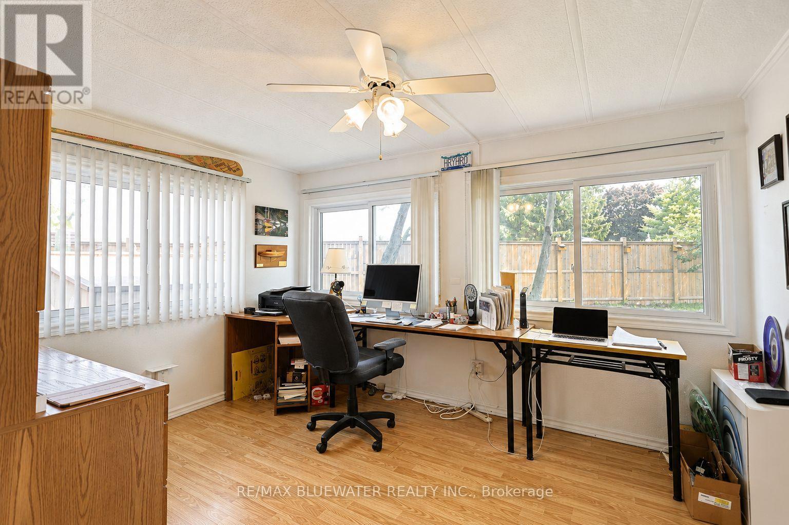 43 St Andrews Place, South Huron, Ontario  N0M 1T0 - Photo 22 - X13665860