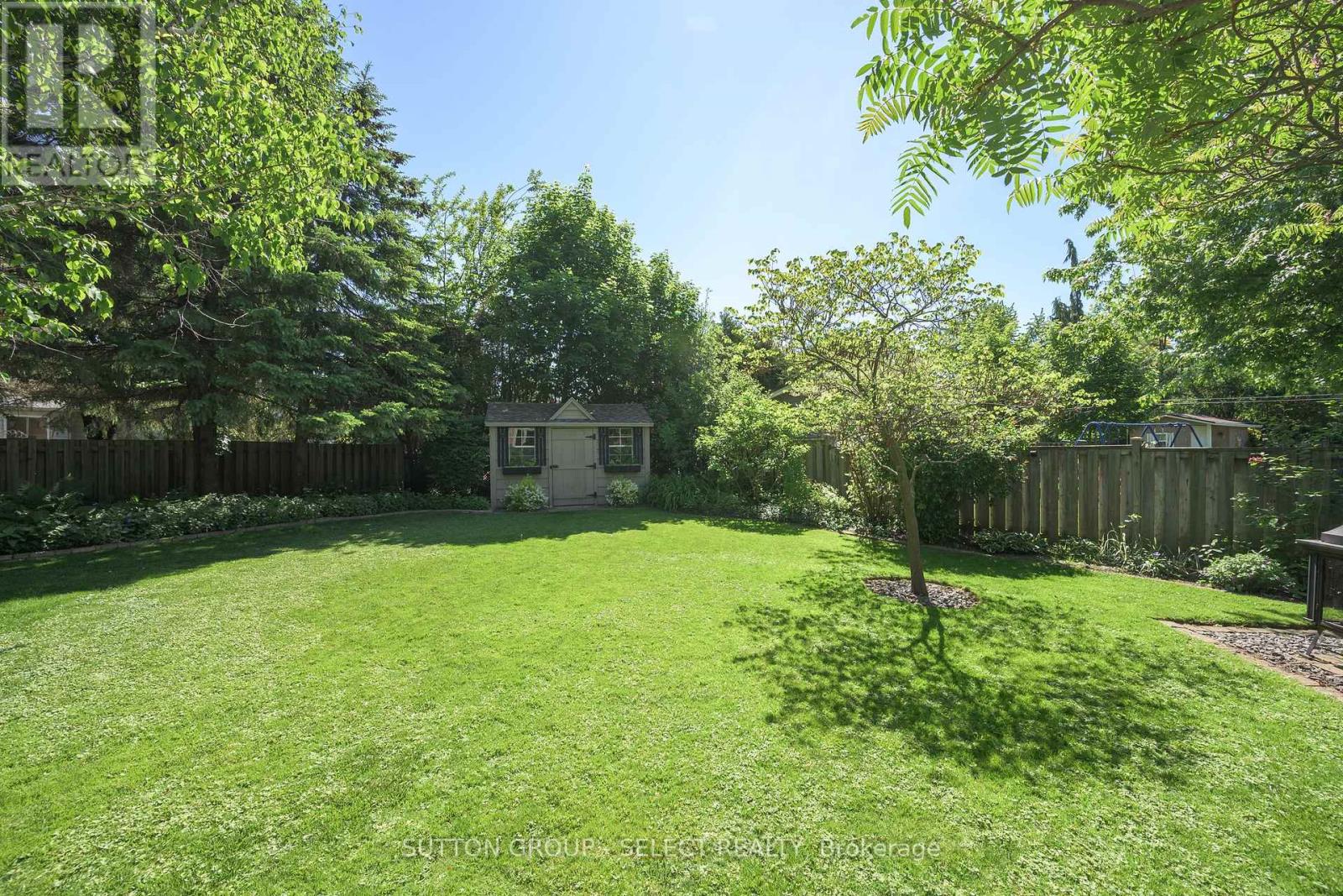 12 Banting Crescent, London North, Ontario  N6G 4G2 - Photo 30 - X13666012