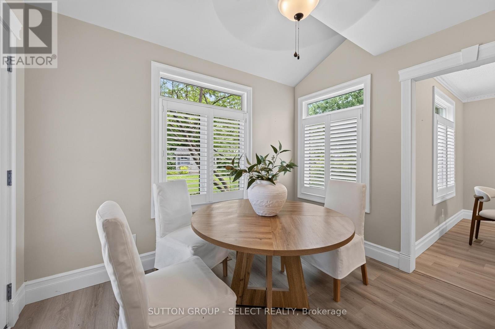 12 Banting Crescent, London North, Ontario  N6G 4G2 - Photo 6 - X13666012