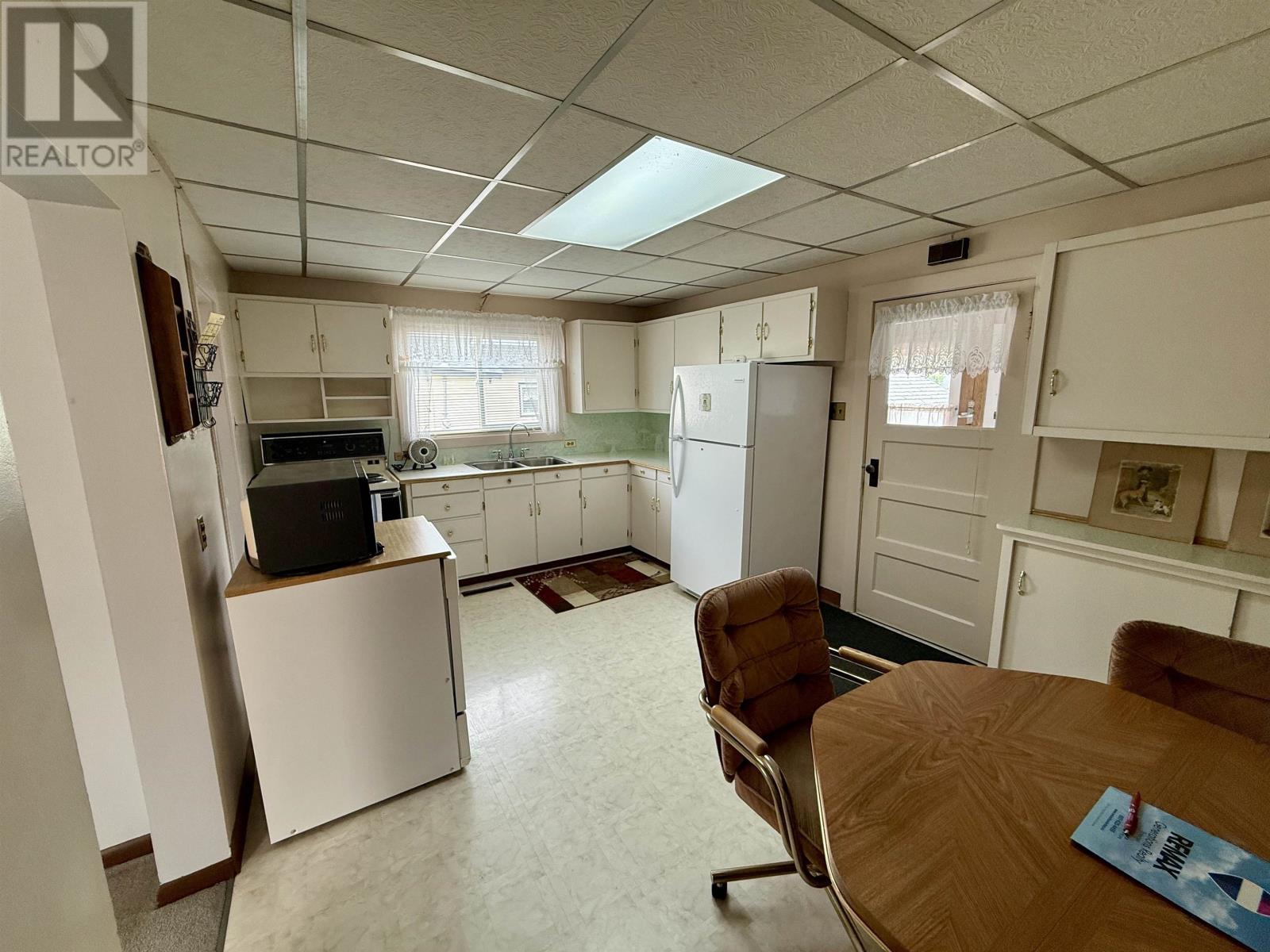 375 Empire Ave, Thunder Bay, Ontario  P7E 4S2 - Photo 6 - TB2602327