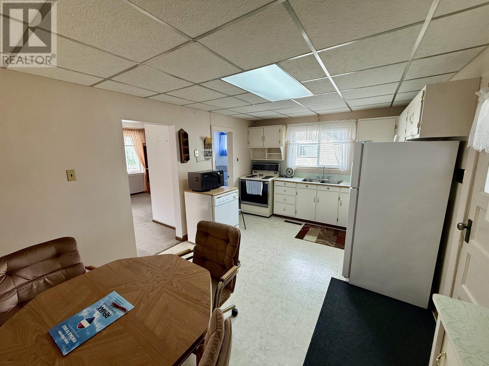 375 Empire Ave, Thunder Bay, Ontario  P7E 4S2 - Photo 7 - TB2602327