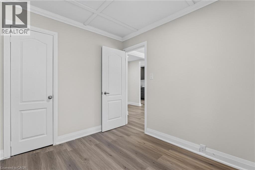 36 Mahony Avenue, Hamilton, Ontario  L8H 3C5 - Photo 12 - 40852289