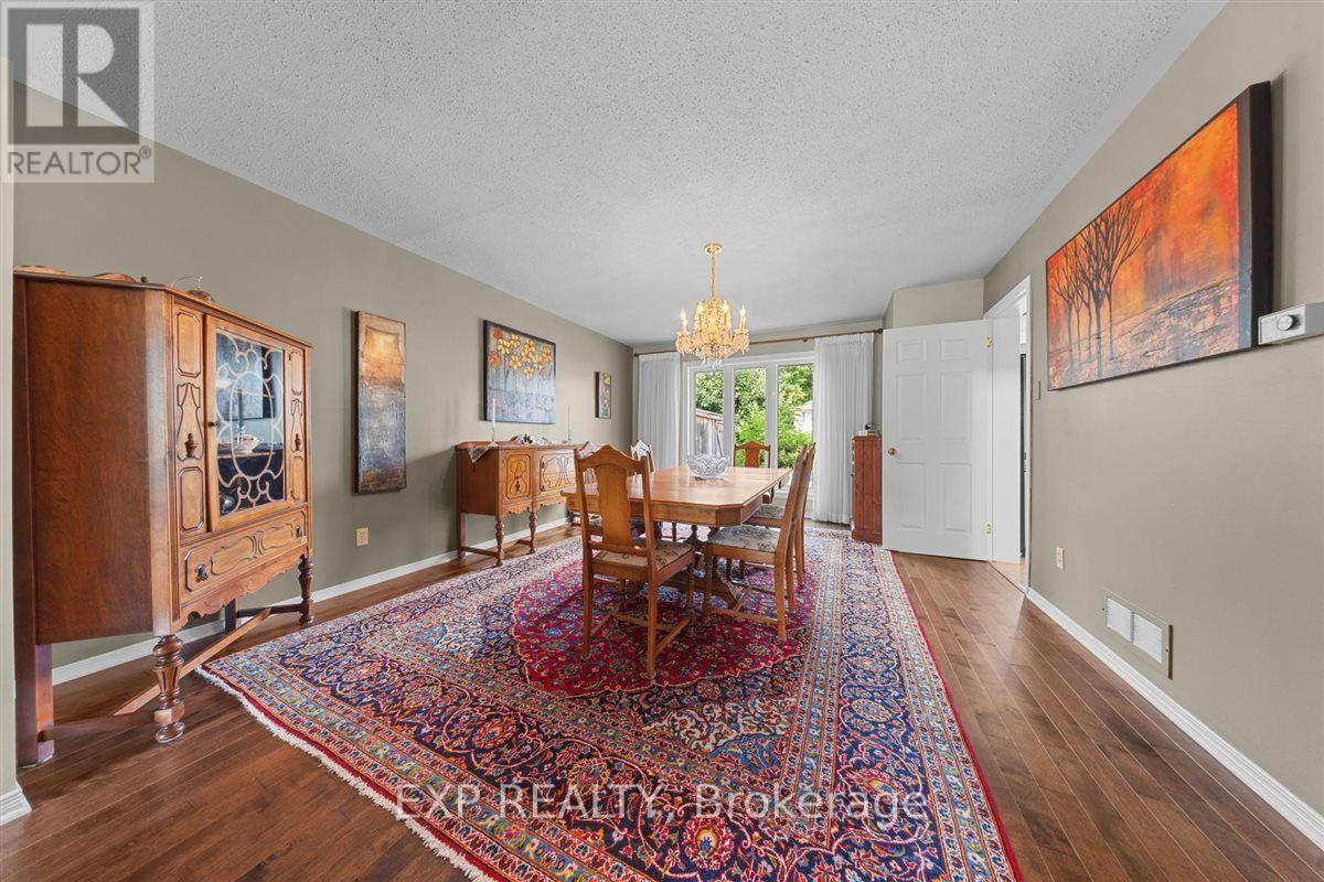 2719 Wyldewood Street, Ottawa, Ontario  K1T 2S1 - Photo 10 - X13665806