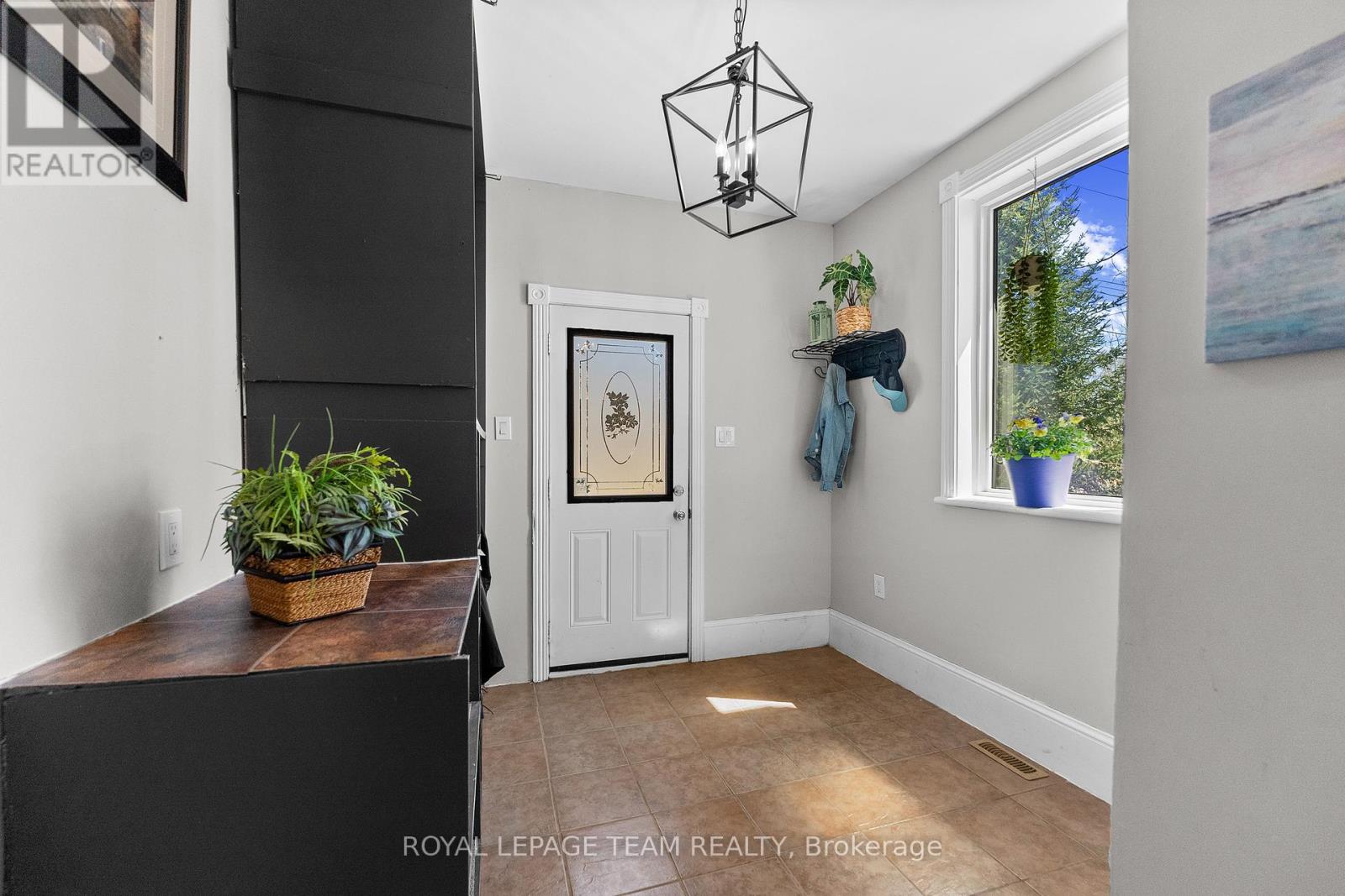 544 Mackay Street, Pembroke, Ontario K8A 1E6 - Photo 6 - X13665986