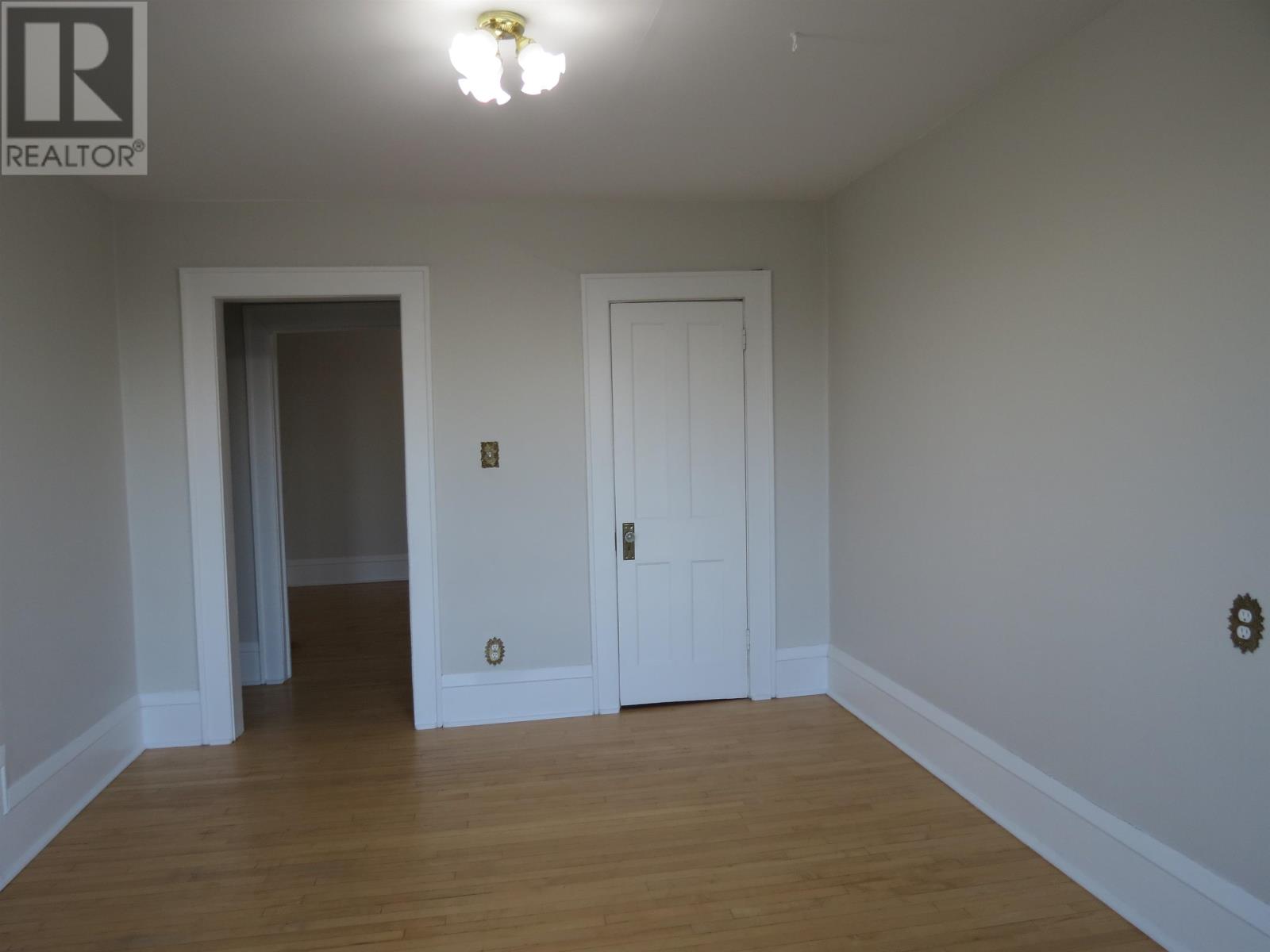 4 Crown St, Thunder Bay, Ontario  P7B 3J6 - Photo 36 - TB2602334