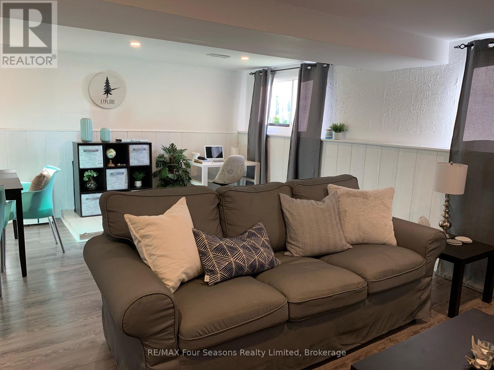 Unit 2 - 57 Courtice Crescent, Collingwood, Ontario  L9Y 4N7 - Photo 5 - S13666010