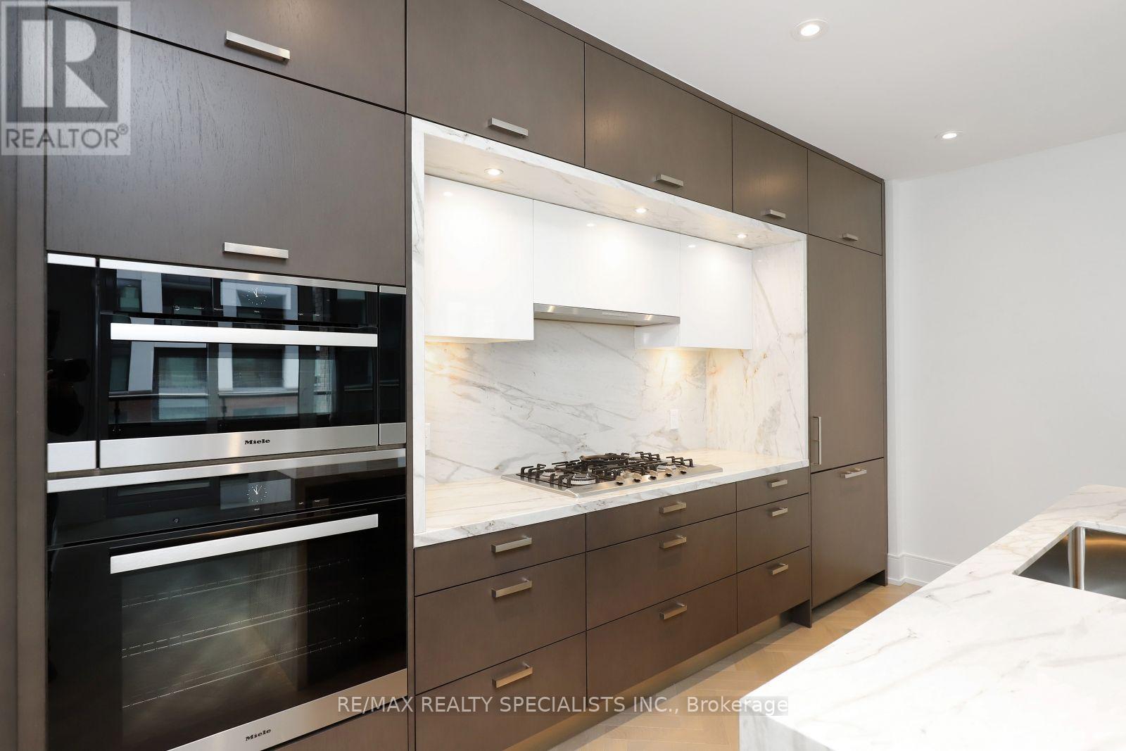 704 - 455 Wellington Street W, Toronto, Ontario  M5V 0V3 - Photo 14 - C13665872