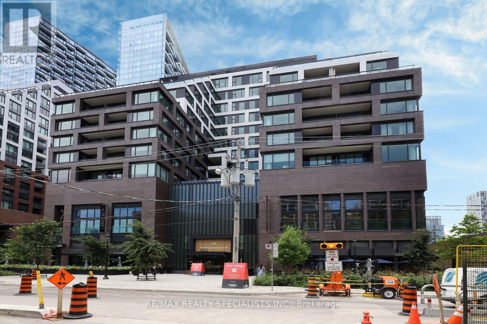 704 - 455 Wellington Street W, Toronto, Ontario  M5V 0V3 - Photo 4 - C13665872