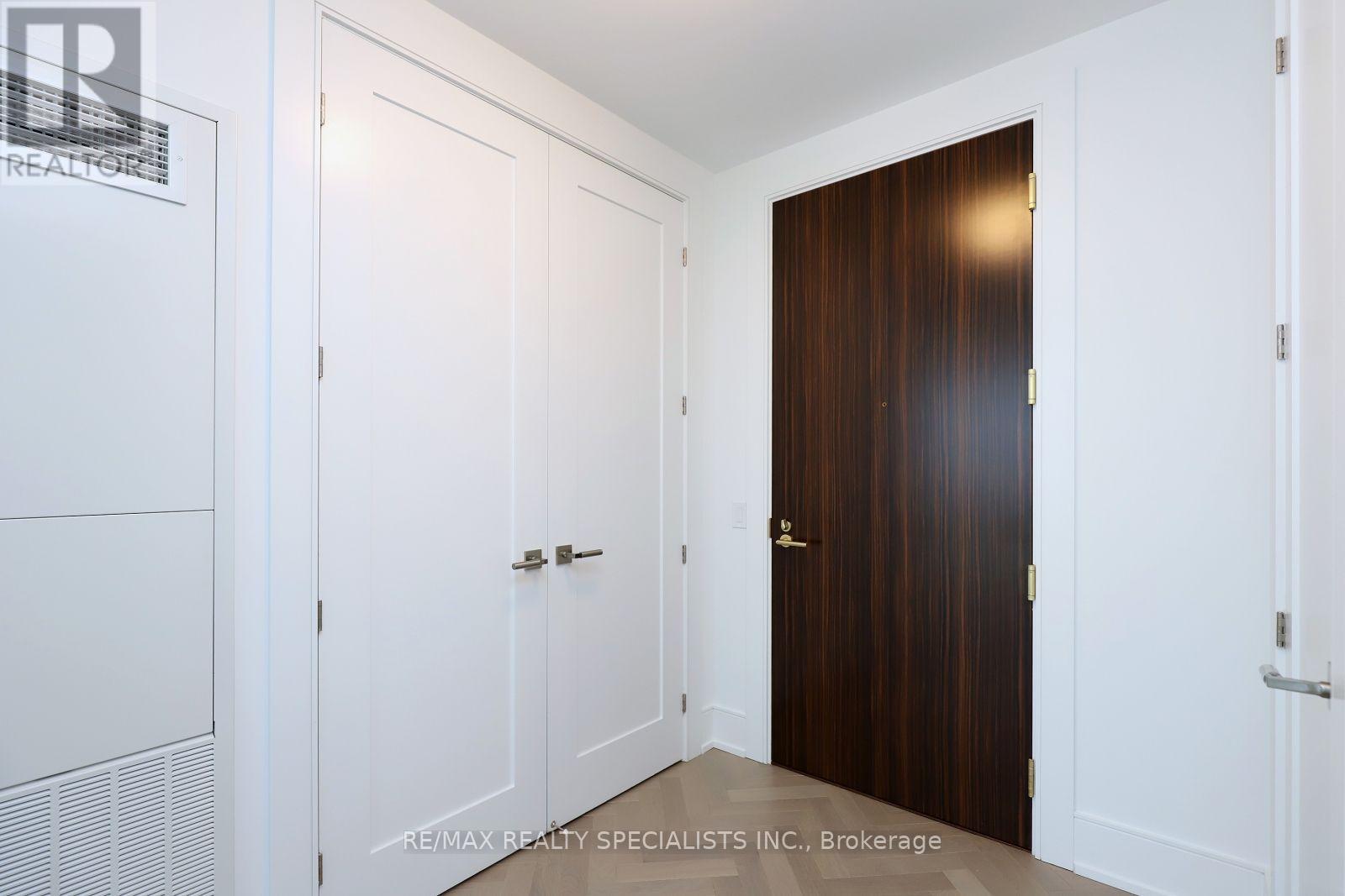 704 - 455 Wellington Street W, Toronto, Ontario  M5V 0V3 - Photo 8 - C13665872