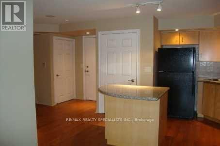 1627 - 250 Wellington Street W, Toronto, Ontario  M5V 3P6 - Photo 4 - C13665878