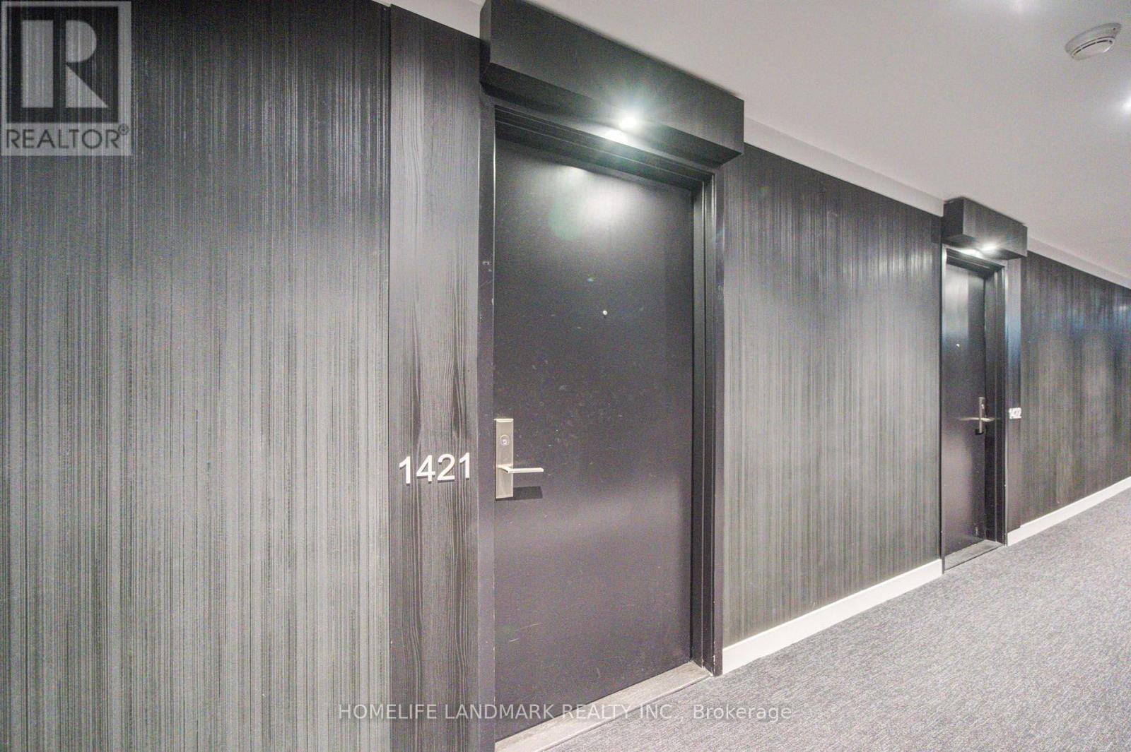 1421 - 20 Edward Street, Toronto, Ontario M5G 1C9 - Photo 3 - C13665902