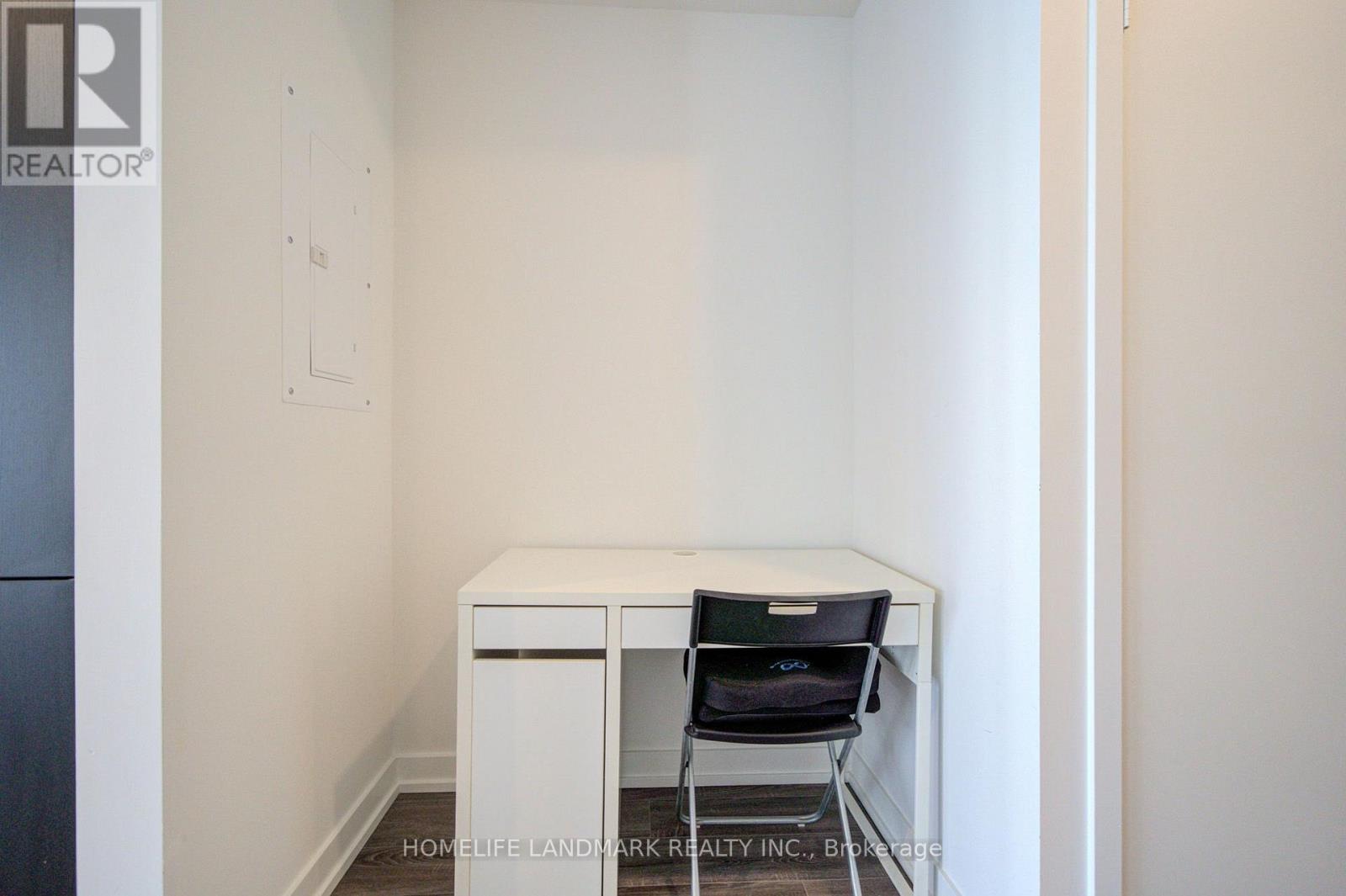 1421 - 20 Edward Street, Toronto, Ontario M5G 1C9 - Photo 7 - C13665902
