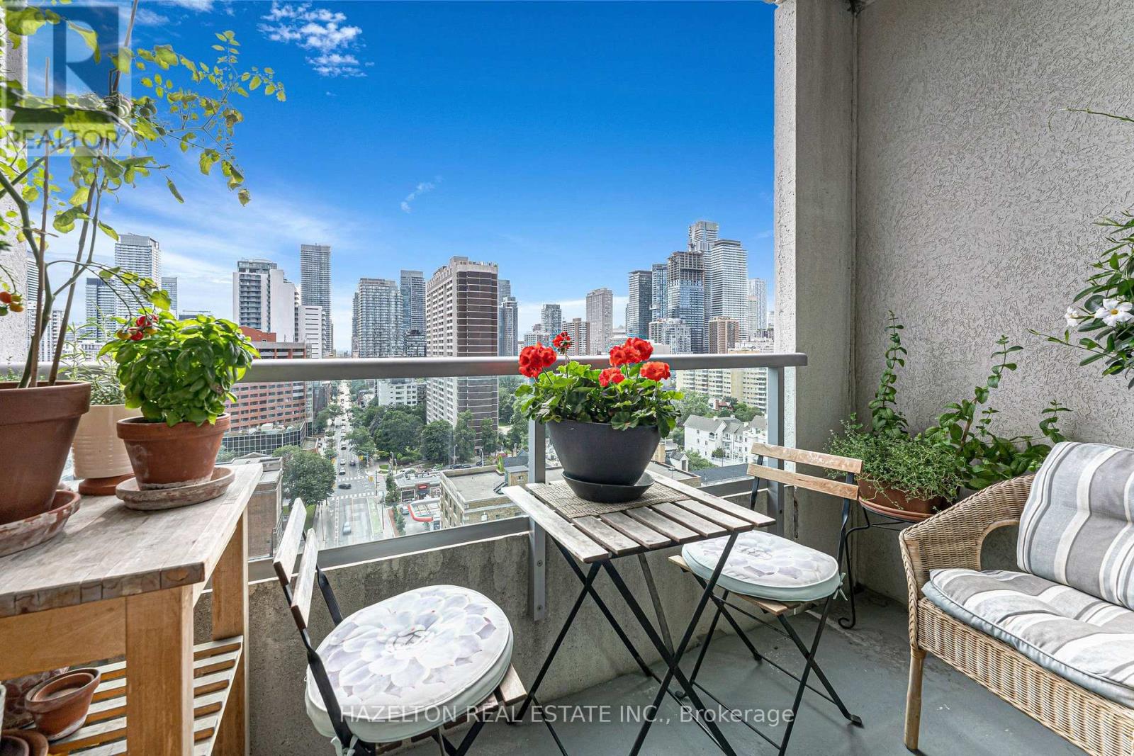 1510 - 120 Homewood Avenue, Toronto, Ontario  M4Y 2J3 - Photo 17 - C13665942