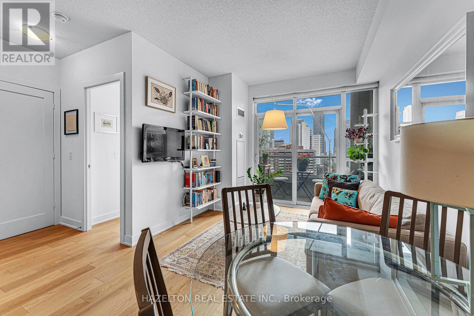 1510 - 120 Homewood Avenue, Toronto, Ontario  M4Y 2J3 - Photo 7 - C13665942