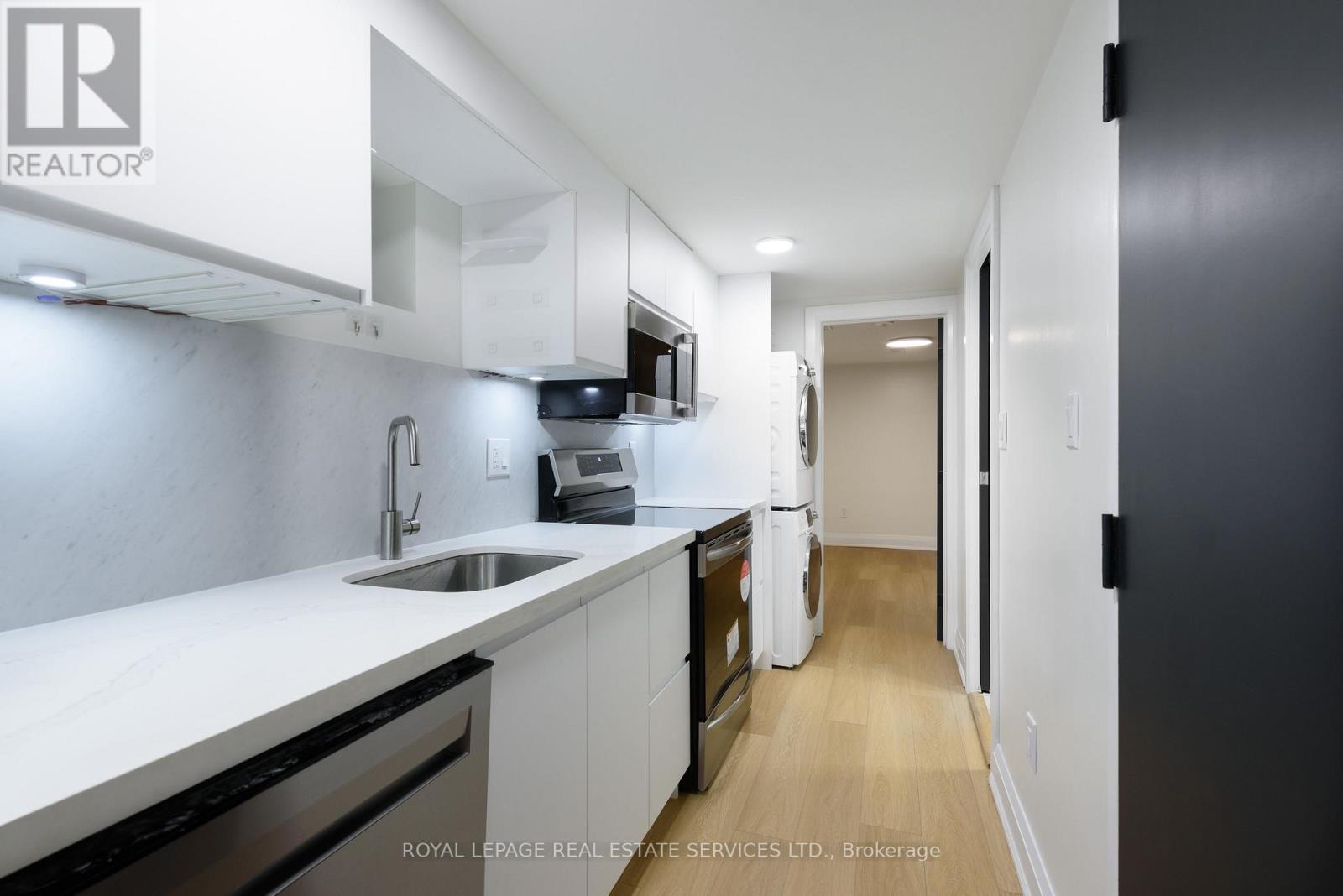 Lower - 81 Major Street, Toronto, Ontario  M5S 2K9 - Photo 8 - C13665976