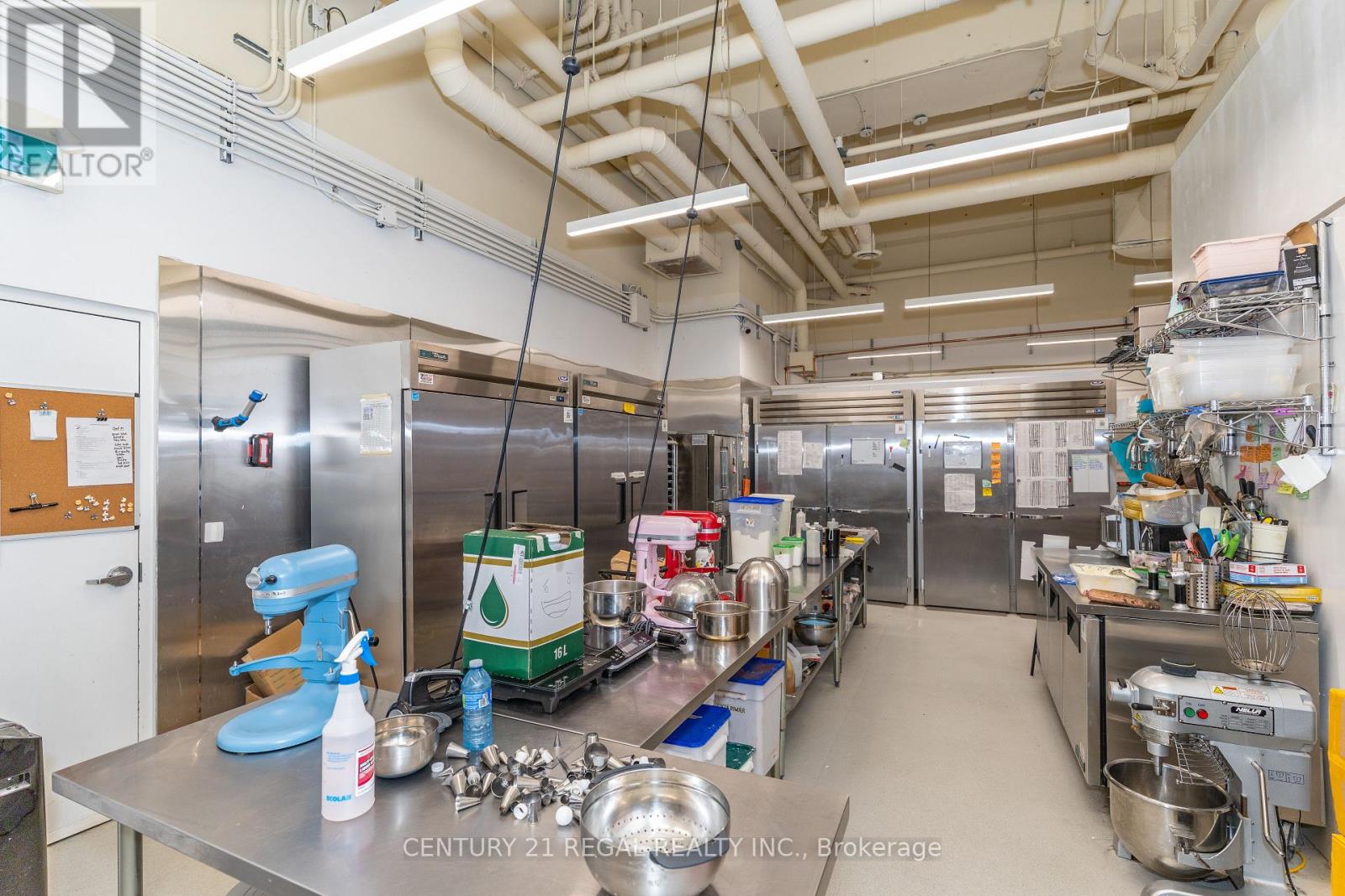 862 Dundas Street W, Toronto, Ontario  M6J 1V5 - Photo 17 - C13666020