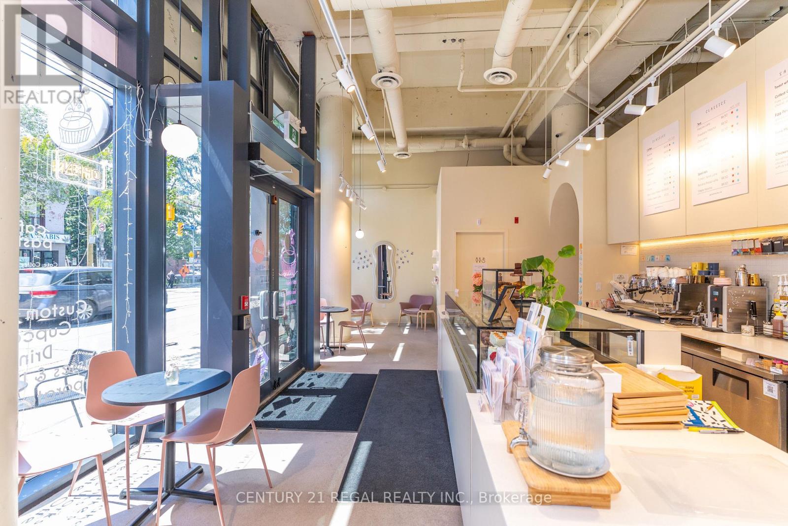 862 Dundas Street W, Toronto, Ontario  M6J 1V5 - Photo 4 - C13666020