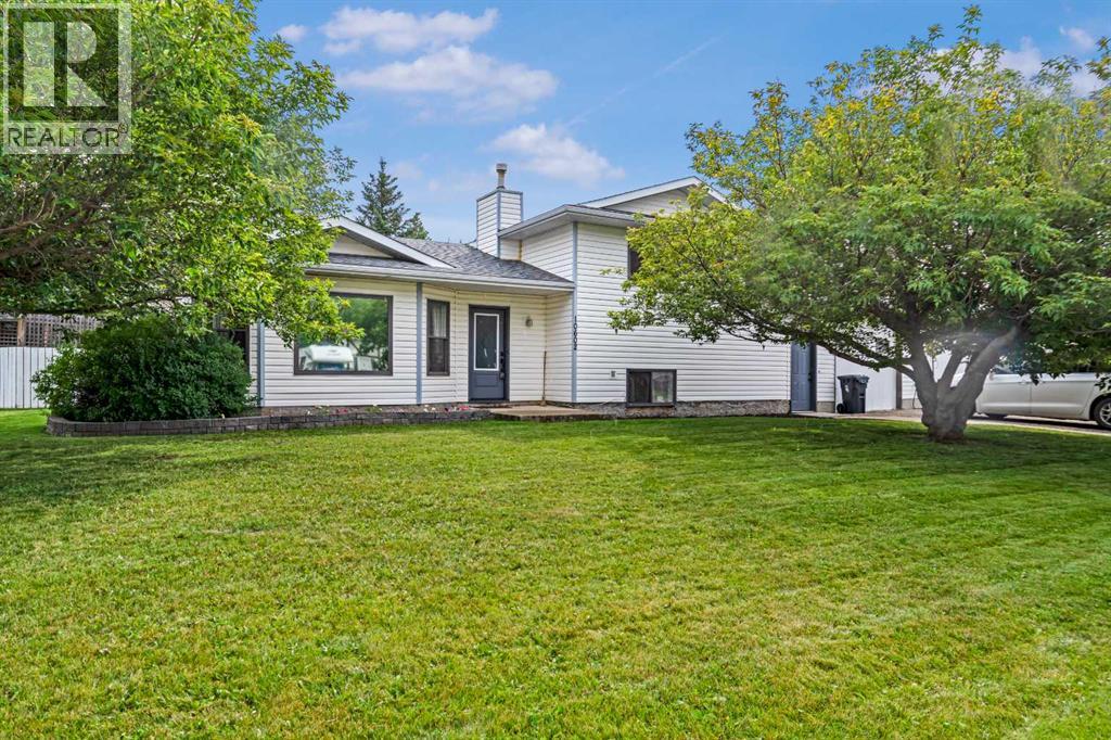 10602 101 Ave, hythe, Alberta