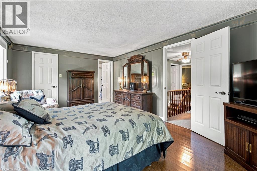 243 Tatlock Court, Waterloo, Ontario  N2L 5Y6 - Photo 20 - 40854816